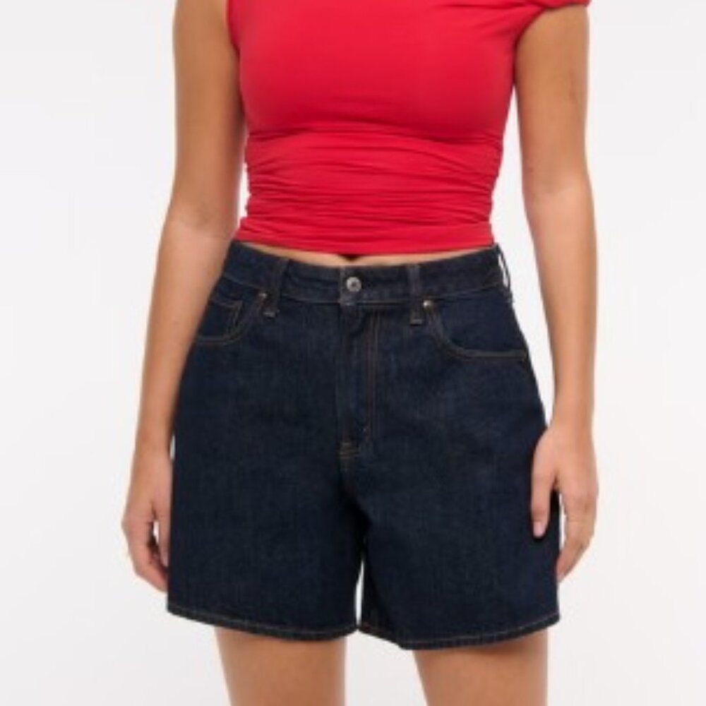 Abercrombie & Fitch High Rise Loose Short Rinse Color sz 26